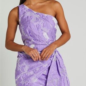 Elegant One-Shoulder Purple Dress